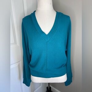 White House Black Market Cozy Knit Pullover Size XS